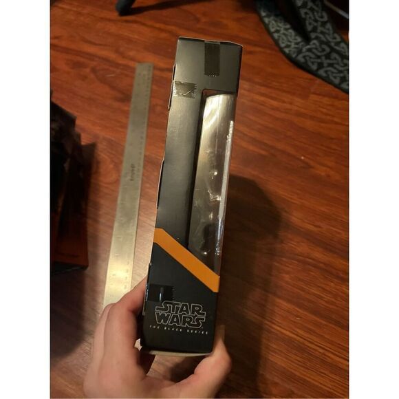 New. Star Wars action figure. ￼ AHSOKA TANO - Picture 3 of 5